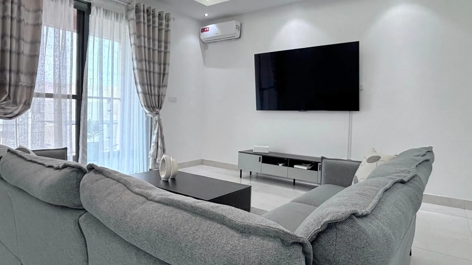 Mandela Suite, Ngor Almadies, Dakar, Senegal Appart 3 Chambres, 3 Salles De Bain